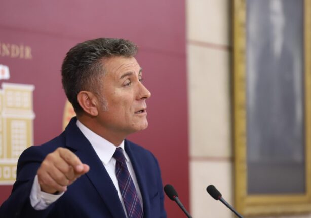 300 koyuna bir araba