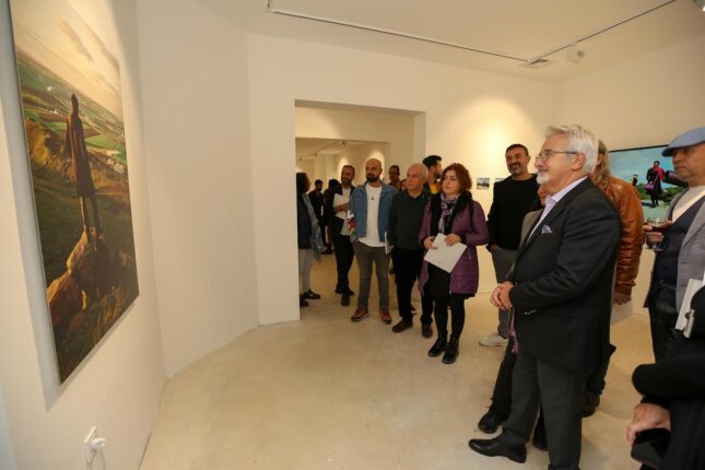 “TEKİNSİZ” SERGİ İZLENİME AÇILDI