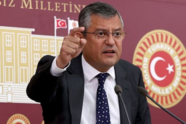“3Y ile mücadele diye geldiler, sansür yasası çıkarıyorlar”  CHP GRUP BAŞKANVEKİLİ ÖZEL BURSA’DA KONUŞTU