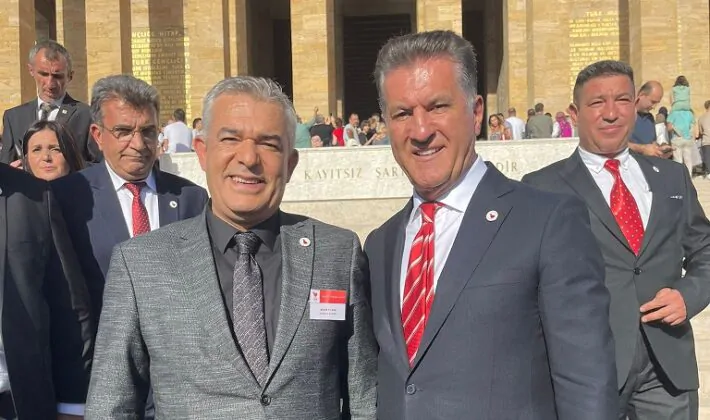 DÜNYANIN SİCİLİ EN TEMİZ ORDUSU TÜRK ORDUSUDUR.