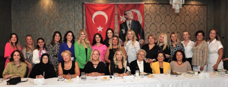 ANNELER YENi DÖNEME  GÜÇLENEREK GiRDi