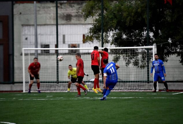 Osmangazi Belediyesi’nin bu yıl 12’ncisini düzenlediği Birimler Arası Futbol Turnuvası başladı.