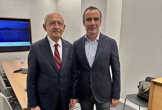 CHP’de O İsim ABD’de Tarihi Anlara Şahitlik Yaptı!