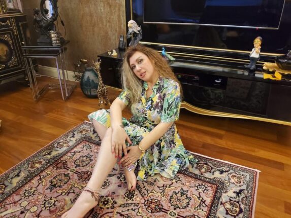 Selhan Özdemir Şiir kitabı ile sevenleri ile buluşuyor!!