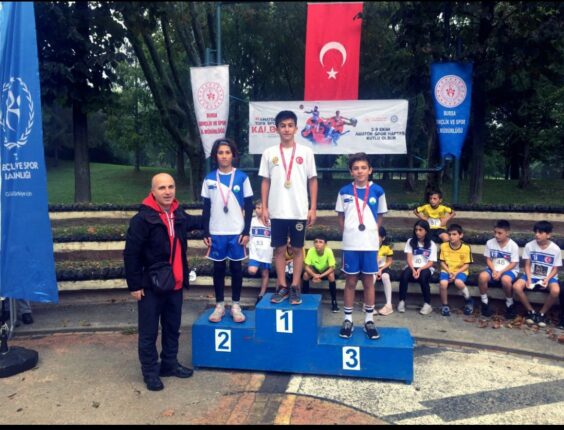 Atletizm Akademi Meyvelerini Aldı