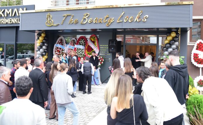 Bursa’ya güzellik katacaklar!    The Beauty Locks’a  renkli açılış