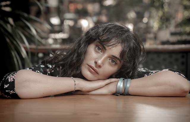 ASLIHAN GÜRBÜZ: KENDİMİ SEVMEK İÇİN ÇOK MÜCADELE VERDİM!