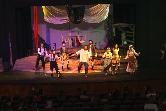 GÜRSULU ÇOCUKLARA DÜNYAYI KORUMA DUYARLILIĞI KAZANDIRILIYOR