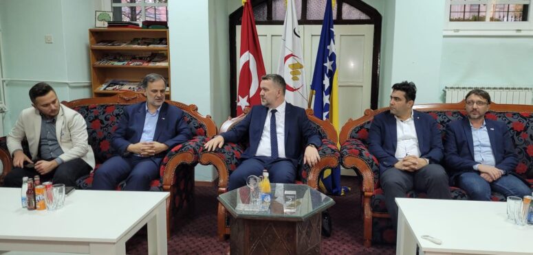 TÜRK KIZILAY BURSA, BOSNA’DA DA MAZLUMLARIN UMUDU OLACAK