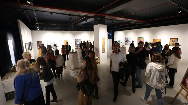 “BURDA/YIZ” SERGİSİ NİLÜFER’DE SANATSEVERLERLE BULUŞTU