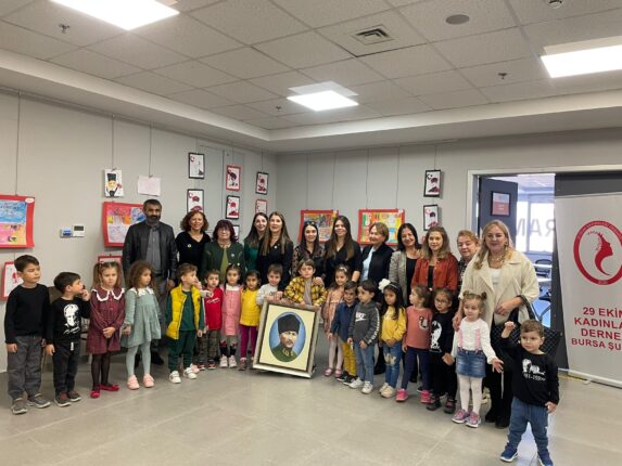 KÜÇÜK KALPLERDE BÜYÜK SEVGİ