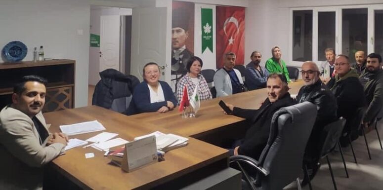 GELECEK YILDIRIM; “Mesleği Öğretmek İçin Çocuklarımızın Sömürülmesine Karşıyız!”