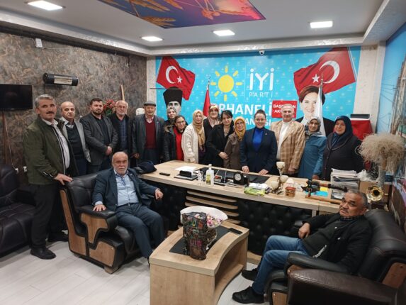 İYİ Parti iktidarına giden yolun taşlarını Orhaneli’nden örmek için bir yola çıkıyoruz.
