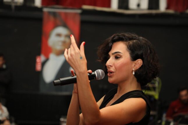 MUSTAFA KEMAL ATATÜRK, MUDANYA’DA SEVDİĞİ ŞARKILARLA ANILDI