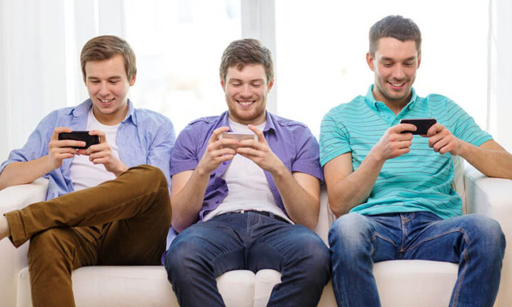 10 KİŞİDEN 8’İ MOBİL OYUN OYNUYOR MOBİL OYUNA 450 MİLYON DOLAR HARCADIK