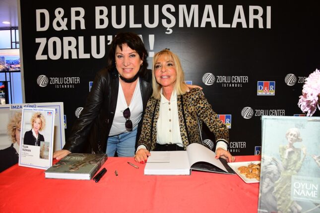 Tilda Tezman’ın D&R’daki imza gününe yoğun ilgi