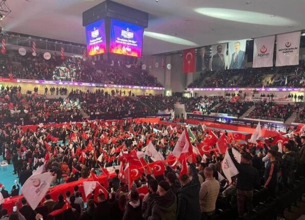 “İlk Oyum Cumhura, İlk Oyum Birliğe”