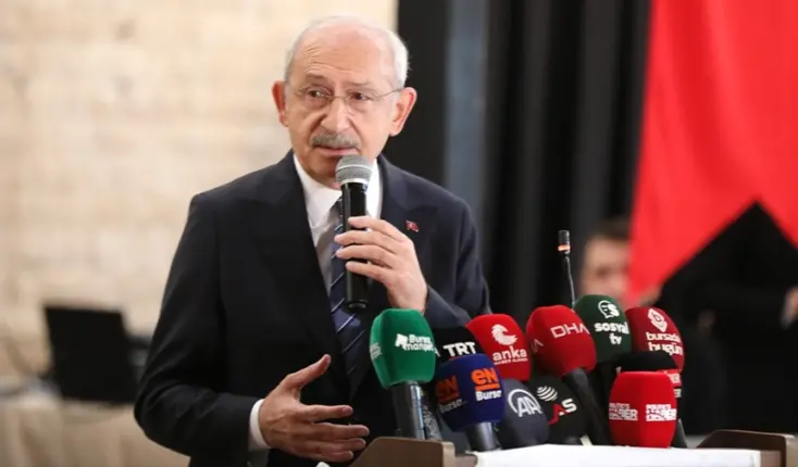 Herkesin kimliği ve inancı başımın üstüne