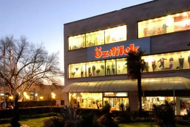 Özdilek’ten Efsane Cuma ve Öğretmenler Günü’ne Özel Fırsatlar!