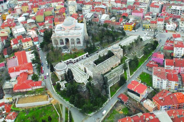 Yıldırım Bayezid külliyesi uyuşturucu mekanı mı oldu