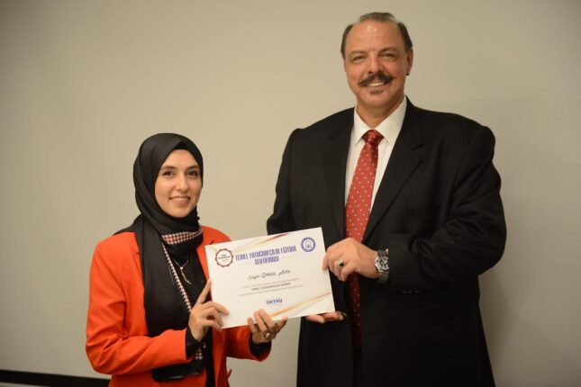 YILDIRIM’DA ‘KARMA FOTOĞRAF SERGİSİ’  -FOTOĞRAFÇILIK ATÖLYESİ MEZUNLARINI VERDİ