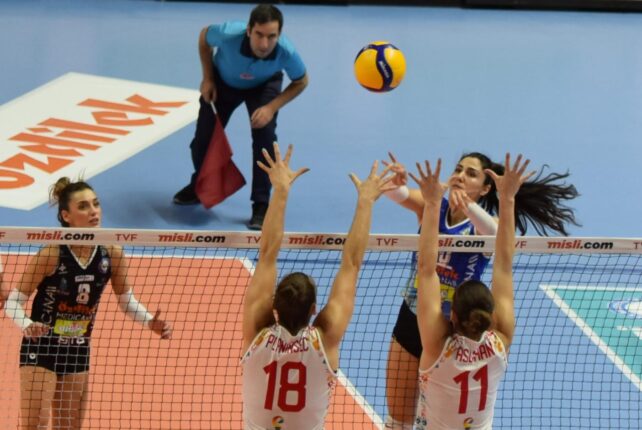 NİLÜFER’DEN MÜKEMMEL GERİ DÖNÜŞ