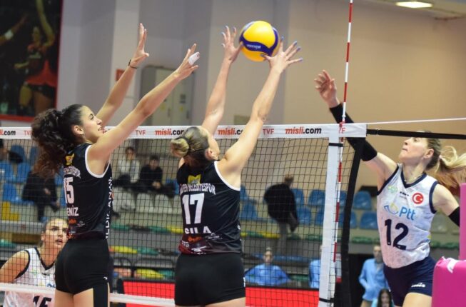 NİLÜFER GALİBİYET SERİSİNİ DEVAM ETTİRDİ