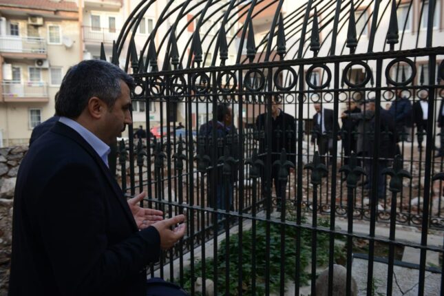 YILDIRIM’DAN AŞIK YUNUS’A VEFA