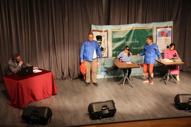 GÜRSULU ÇOCUKLARDAN ‘ATIĞINI GETİR BİLETİNİ AL’ UYGULAMASINA YOĞUN İLGİ