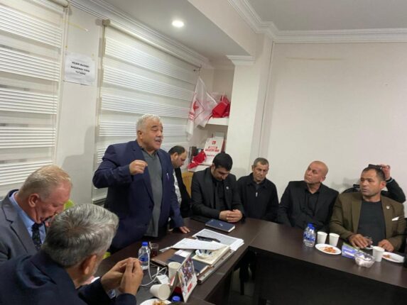 SAADET PARTİSİ ORTACA İLÇE TEŞKİLATI TOPYEKÛN İSTİFA ETTİ