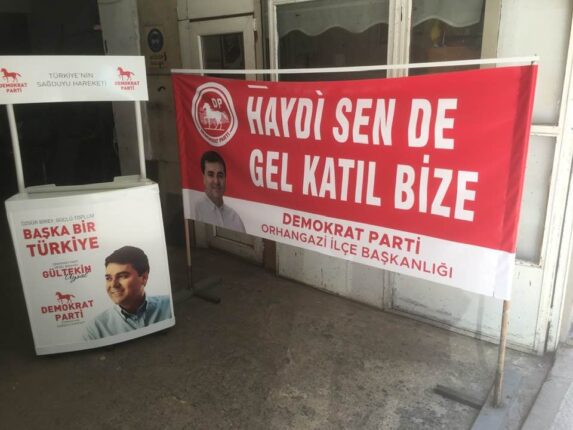 DEMOKRAT ORHANGAZİ; “Yunanistan ile Savaşın Eşiğine Geldiğimiz Bu Günlerde Tarım Ürünü İthal Etmek Mantıklı mı!”