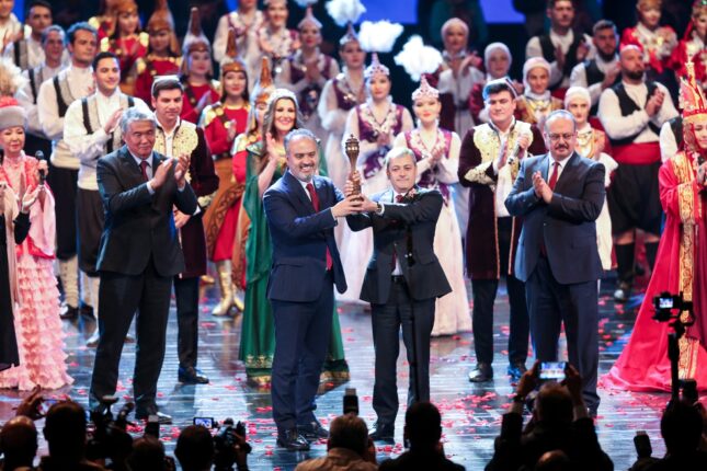 Azeri Sanatçı 2023’de Bursa’da!