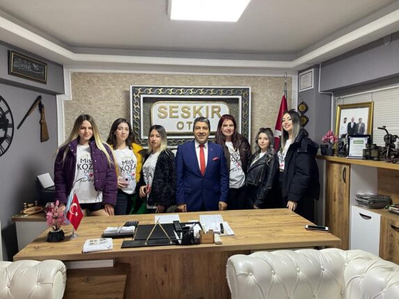 Bursalı Güzeller DSP Osmangazi İlçe Başkanı Mehmet Seskır’la Birlikte!