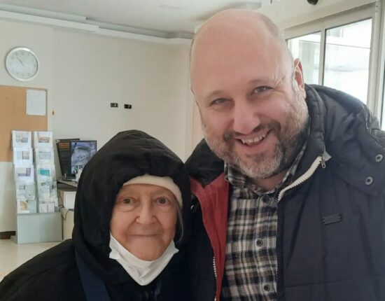 Yıllar Sonra Öğretmenine Kavuştu, Sevincini Bu Sözlerle Paylaştı…!