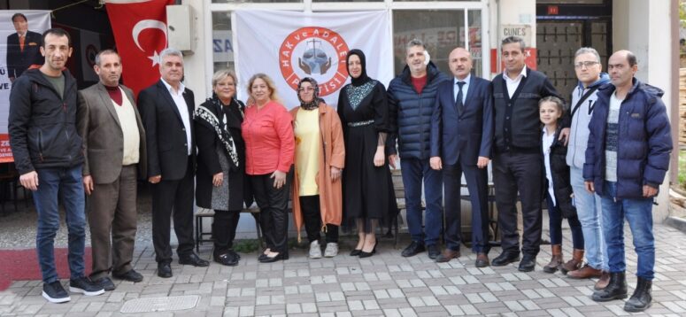 HAK VE ADALET PARTİSİ’NDEN İLK KONGRE; “Geliyoruz!”