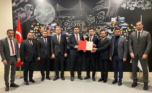 AK PARTİ YILDIRIM İLÇE GENÇLİK KOLLARI BAŞKANLIĞI’NA RÜŞTÜ MAVİÇİÇEK ATANDI