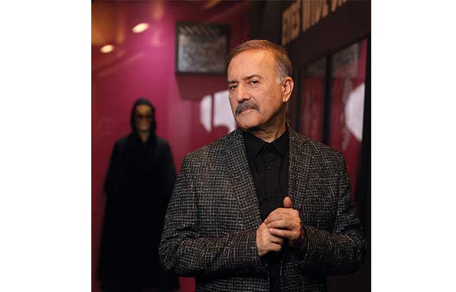 MİLLİYET SANAT’IN KAPAĞINA KONUK OLAN MURATHAN MUNGAN KONUŞTU… “ZAMAN KARŞISINDA EN KUVVETLİ ARAÇ SADELİK”