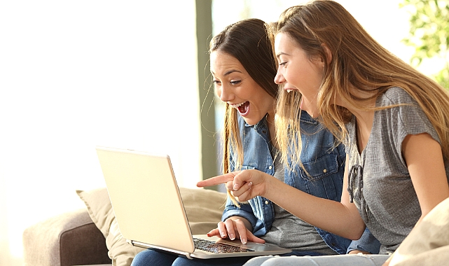 Kadınlar, E-Ticarette Erkekleri Geçti