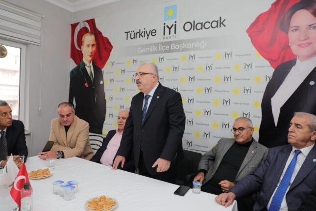 BOZBEY İYİ PARTİ GEMLİK İLÇE TEŞKİLATINI ZİYARET ETTİ