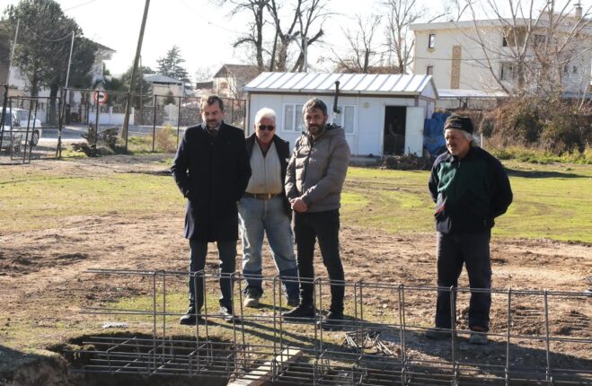 GÜRSU KAZIKLIKÖY MAHALLESİ’NE FUTBOL SAHASI
