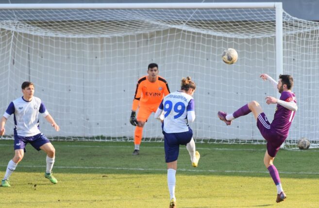 NİLÜFER BELEDİYE FSK İKİNCİ YARIYA HAZIR