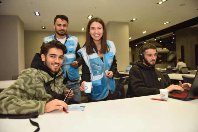 DERS ÇALIŞMAYA ‘SALEP MOLASI’