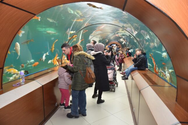 YILDIRIMLI ÇOCUKLARA KARNE HEDİYESİ