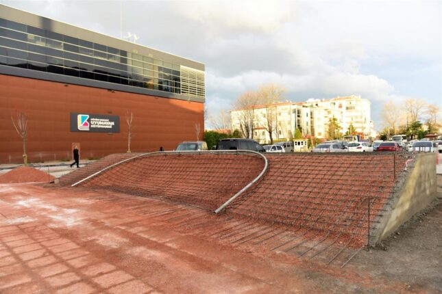 BAŞKAN YILMAZ’DAN GENÇLERE SKATE PARK