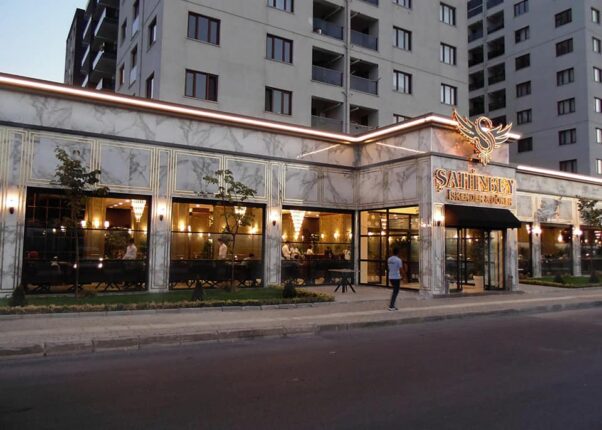 Şahinbey Döner; ‘sektörün en iyisi’ ödülüyle döndü!