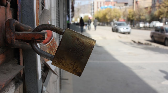 ERKAN AYDIN’DAN ESNAFIN MAĞDURİYETİNİN ÖNLENMESİ İÇİN ARAŞTIMA ÖNERGESİ