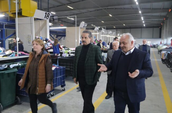 BAKAN FARUK ÇELİK, TORUNTEX’İ ZİYARET ETTİ