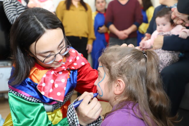 Evde Öğrenim Gören Öğrencilere Karne Sürprizi