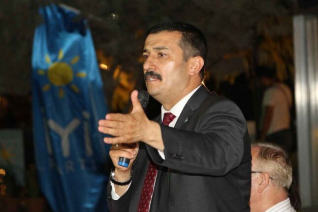 BUNUN ADI “MİLLET MİTİNGİ” Mİ YOKSA “KAMU MİTİNGİ” Mİ!