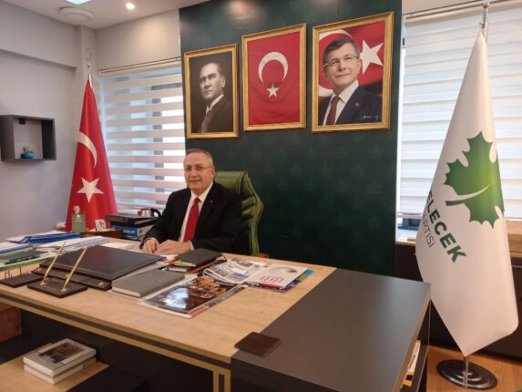 GELECEK BURSA; Depremzede Aileler Belediye Tesislerinde Yok, Onların Orada İkamet Etmeleri Sağlanmalı!